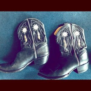 Mexican Cowboys boots..perfect for FALL